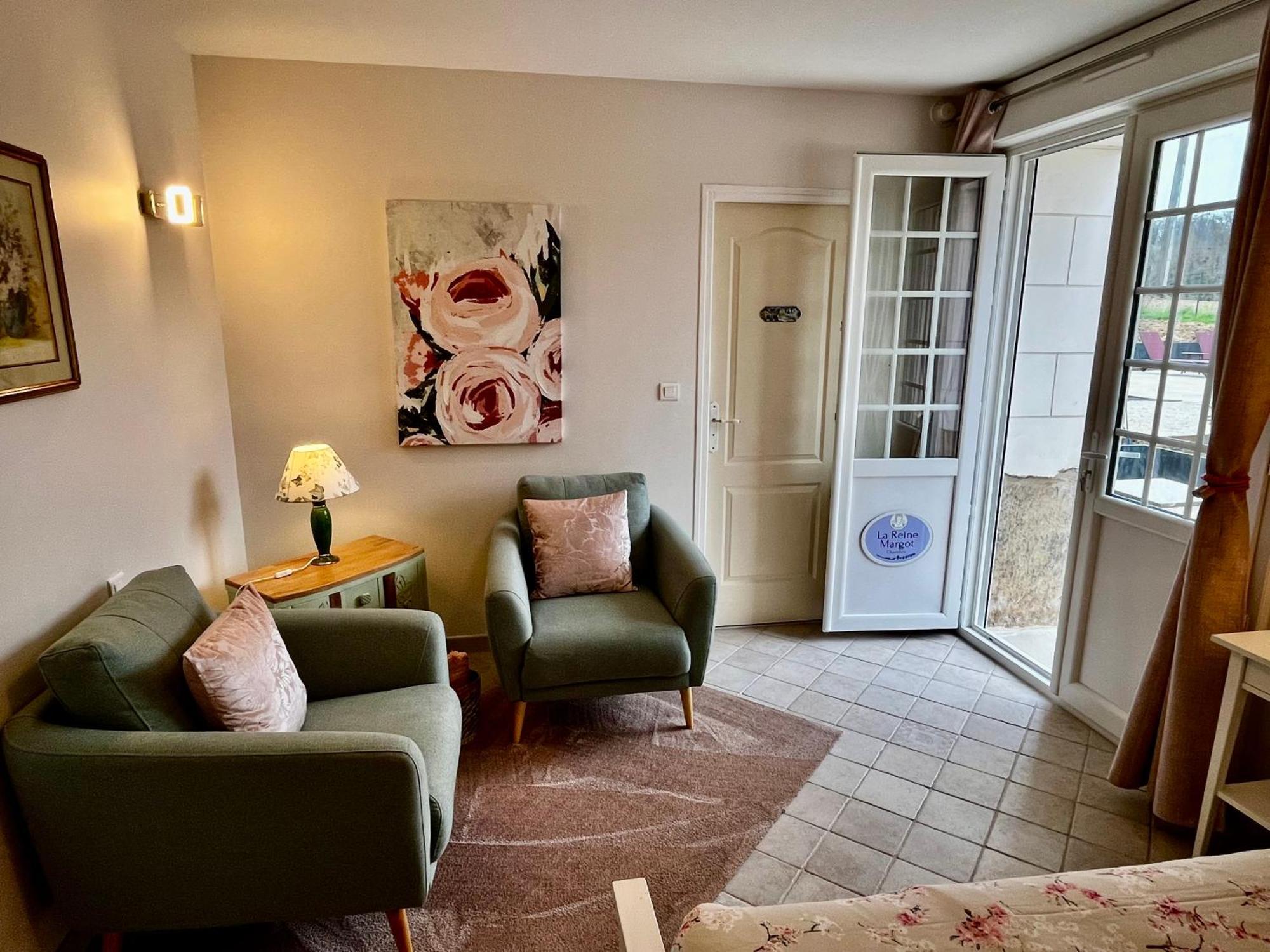 Sans Souci Bed And Breakfast Luxe Heated Pool And Restaurant Luzillé Exterior photo