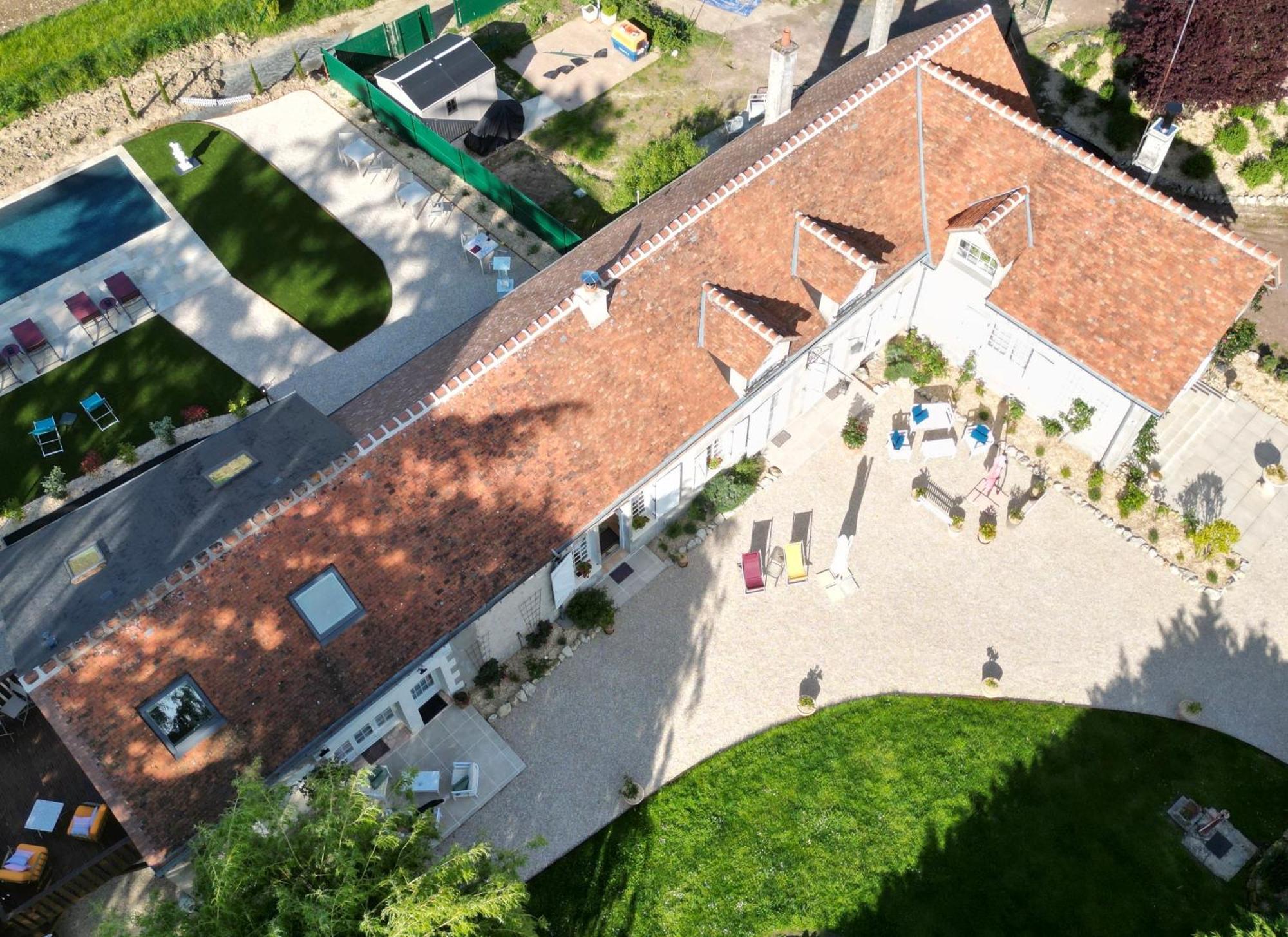 Sans Souci Bed And Breakfast Luxe Heated Pool And Restaurant Luzillé Exterior photo