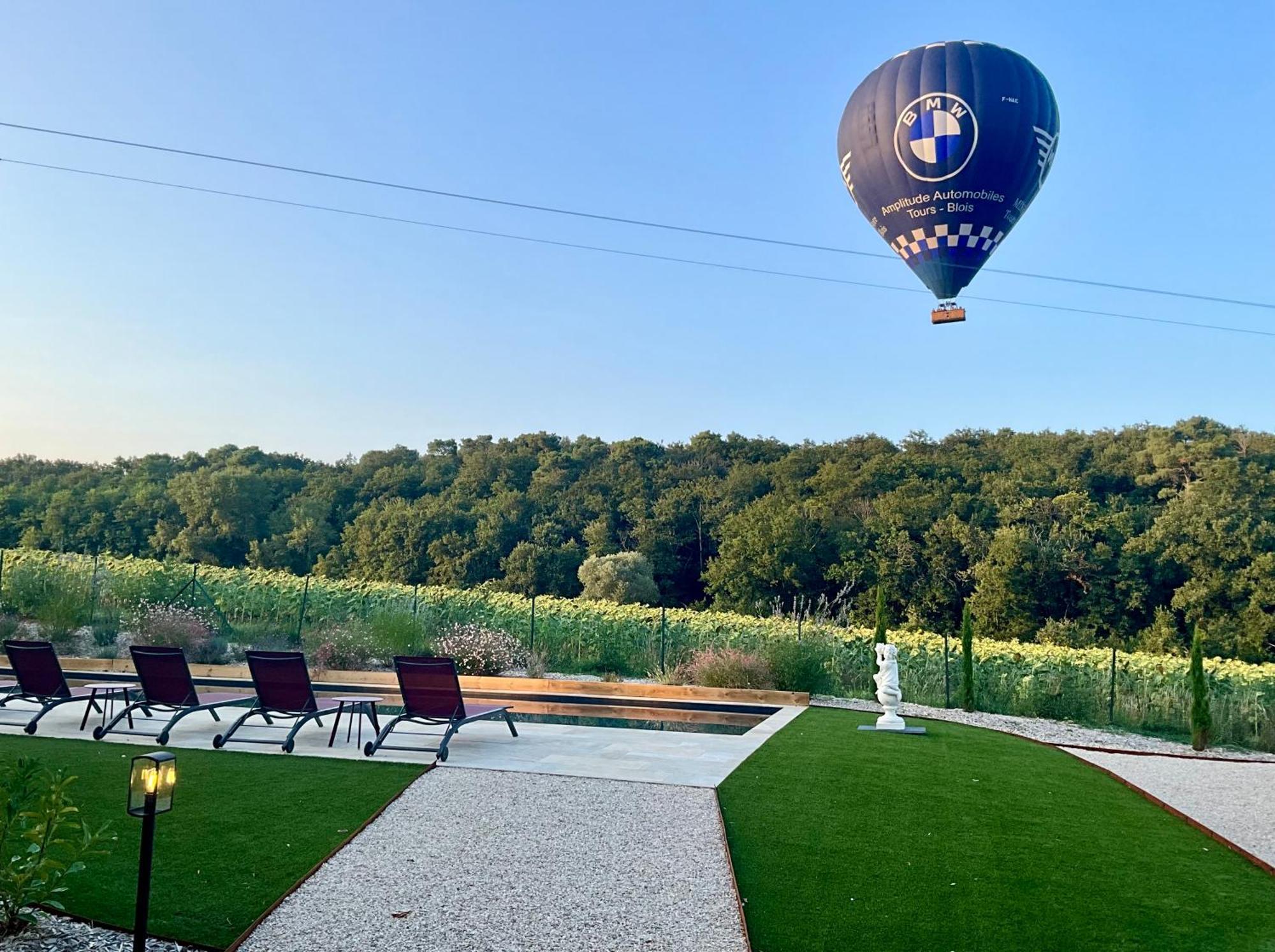 Sans Souci Bed And Breakfast Luxe Heated Pool And Restaurant Luzillé Exterior photo